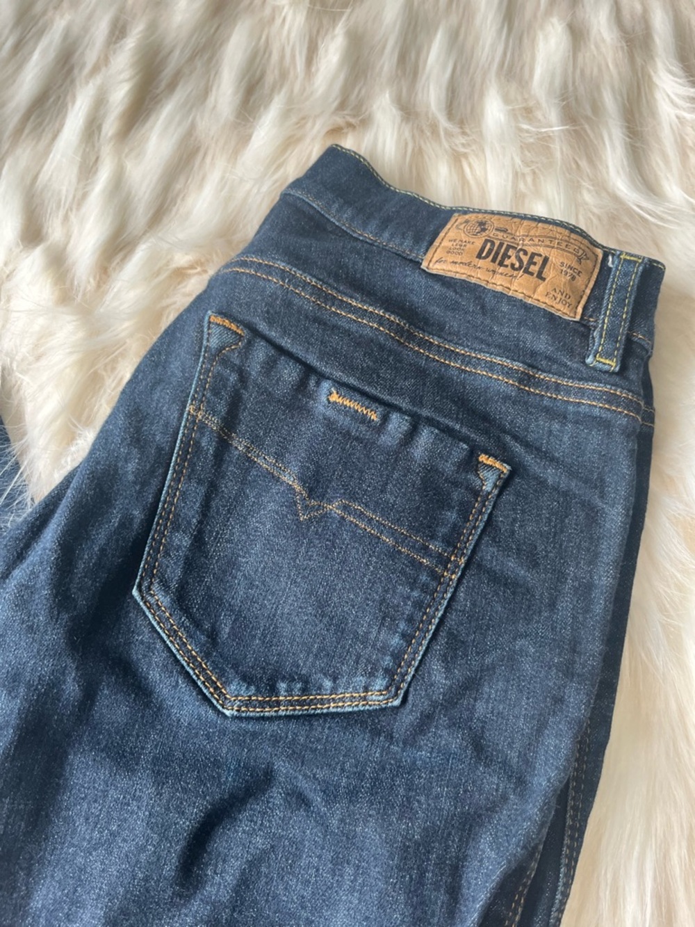 Diesel Hi-Vy Jeans Women's 29x30 Mid Rise Super Skinny Dark Wash - Picture 2 of 5
